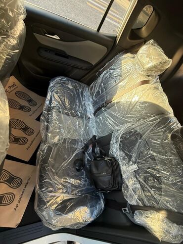 Другой электротранспорт: Электромобиль (кросс‑минивэн) белого цвета. Основные особенности: - — 6