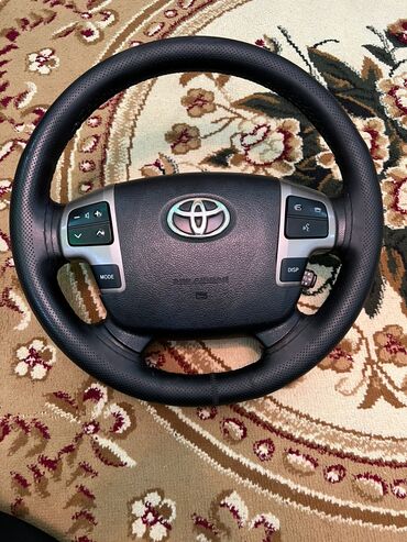 qolf maşını: Toyota