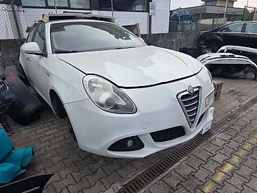unis auto vranje: ALFA ROMEO GIULIETTA 2012. GOD. - KOMPLETAN AUTO U DELOVIMA | Alfa — 2