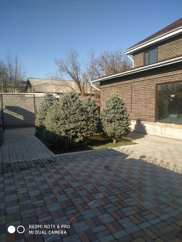 Продажа домов: Дом, 190 м², 8 комнат, Собственник — 10