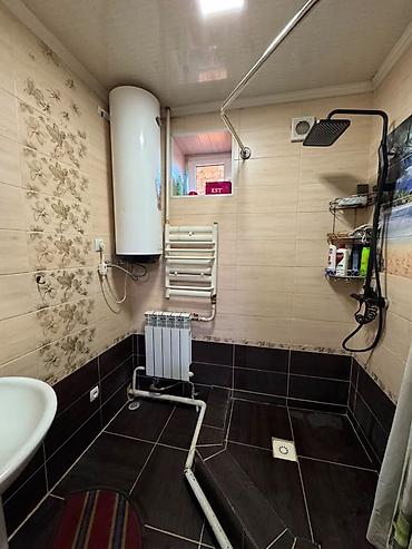 Продажа коттеджей и домов: 4 комнаты, 250 м², 4 соток, Бишкек, Ак-Ордо 3 ж/м — 20