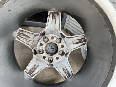 Диски: Литые Диски R 18 AMG, Комплект, отверстий - 5, Б/у — 10