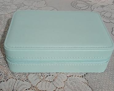 ev damaşniki: Zinət əşyaları üçün kompakt qutu - Rəng: açıq mint - Material: xarici — 1