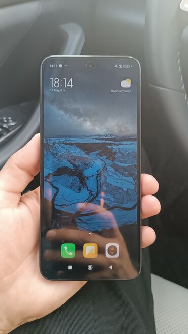 Xiaomi: Xiaomi 13, 128 GB, rəng - Qara, 
 Sensor, Barmaq izi, İki sim kartlı