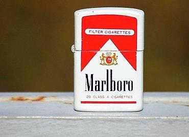 Upaljači i prateća oprema: MARLBORO Champ i Marlboro Slim Design Jet Flame upaljač. MARLBORO — 3