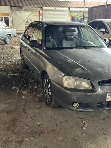 Hyundai: Hyundai Accent sedan - Kuzov: 4 qapılı sedan, tünd boz rəng - — 6
