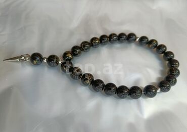 бижутерия из муранского стекла: Saf Eqiq dasindan tesbeh 12mm olcude polad tros uzerine yigilib cox