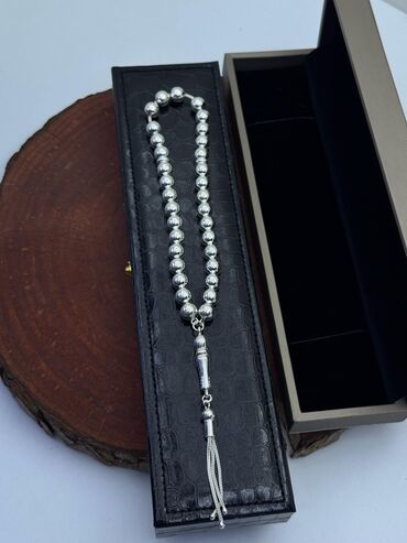 Təsbehlər: Gumuş tesbehler. 925 prob. Yenidir.qiymetler ferqlidir. Cekiye gore — 12