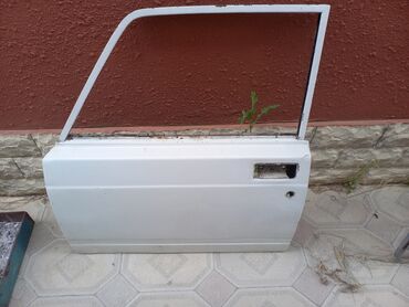 niva qapi uzluyu: Sol ön, VAZ (LADA) 2107, 2000 il