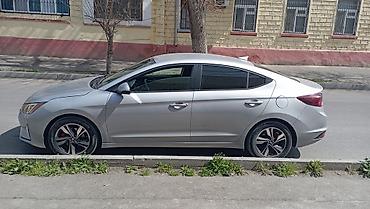 elantra 2020: Hyundai Elantra: 2 l | 2020 il Sedan — 6