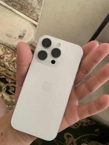 бесплатный iphone: IPhone 16 Pro, Б/у, 128 ГБ, White Titanium, Чехол, Кабель, 99 %
