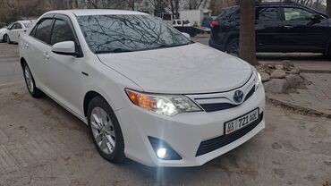 Toyota: Toyota Camry: 2013 г., 2.5 л, Типтроник, Гибрид