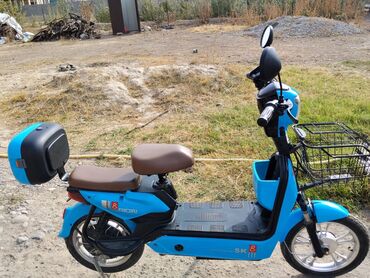 электро мотолер: Электрический скутер (городской электровеломопед) в голубом цвете