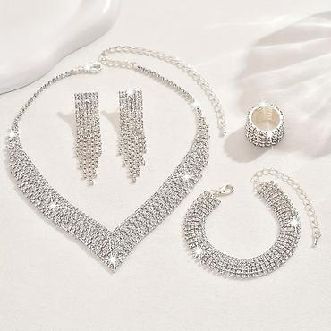 Setovi nakita: 2200 — 22