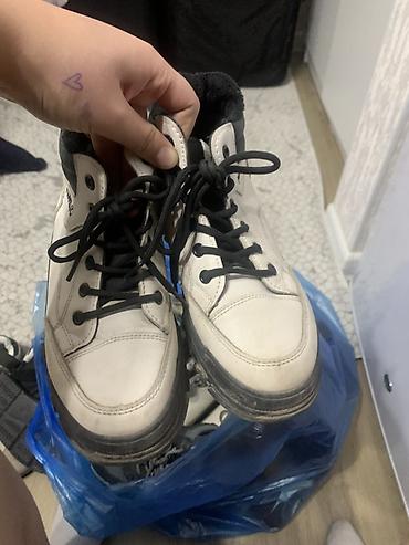 батинк: Мужские кроссовки, 38, 39, 41.5, Desigual, Б/у, цвет - Черный, Самовывоз — 2