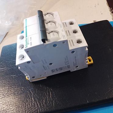 schneider: Schneider Electric Elektrik avtomat, 3 faza — 3