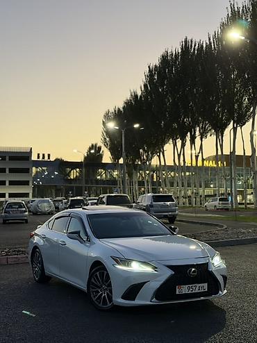 952 2: Lexus ES: 2022 г., 2.5 л, Вариатор, Гибрид, Седан — 2