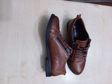 коричневые туфли: Туфли 36, цвет - Коричневый