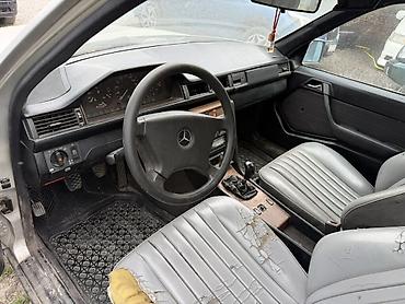 bud e9: Mercedes-Benz W124: 1989 г., 2.3 л, Механика, Бензин, Универсал — 5