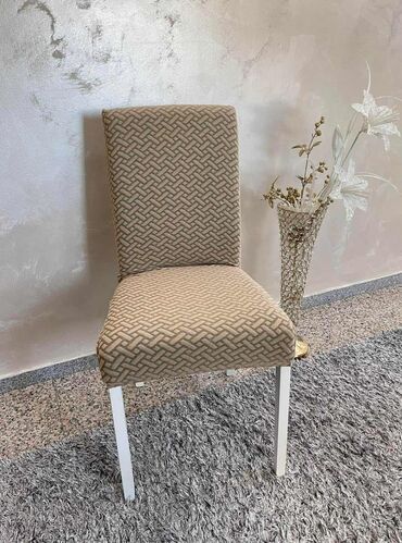 Prekrivači za nameštaj: Navlake za stolice bez karnera🌺
6 komada-🌺 — 6