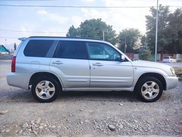авто меняю на дом: Subaru Forester: 2003 г., 2 л, Автоматические, Бензин, Внедорожник