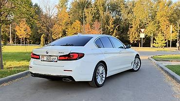 lixiang li 9: BMW 5 series: 2022 г., 2 л, Автомат, Бензин, Седан — 2