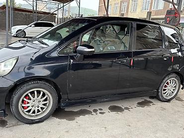 Honda: Honda Fit: 2005 г., 1.3 л, Вариатор, Бензин, Хэтчбэк — 6