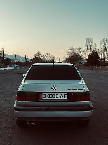 Volkswagen: Volkswagen Vento: 1996 г., 1.8 л, Механика, Бензин, Седан — 2