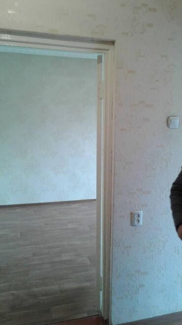 Продажа участков: 1 комната, 35 м², 105 серия, 4 этаж, Старый ремонт