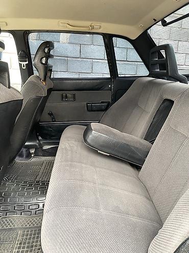 Volvo: Volvo 240: 1988 г., 2.3 л, Механика, Бензин, Седан — 5