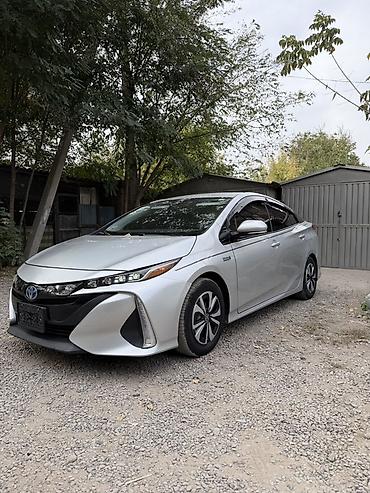 аванте 2017: Toyota Prius: 2017 г., 1.8 л, Вариатор, Гибрид, Лифтбек — 2