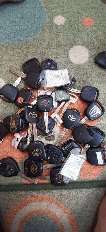 Аварийное вскрытие замков: Toyota Camry 70 ремонт замок зажигание Ремонт чип ключ Вастонавление at lalafo.kg — 22 Аварийное вскрытие замков: Toyota Camry 70 ремонт замок зажигание Ремонт чип ключ Вастонавление — 22