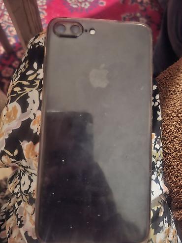 lg ekran: IPhone 7 Plus, Qara — 1