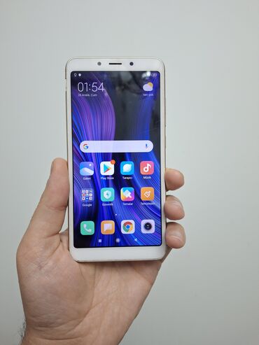 Redmi: Redmi 6, 32 GB, rəng - Qızılı, Barmaq izi — 1