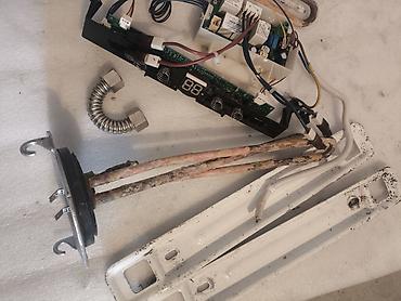 Запчасти и аксессуары для бытовой техники: Продаются б/у запчасти на водонагреватель Ariston VELIS, термометры — 7