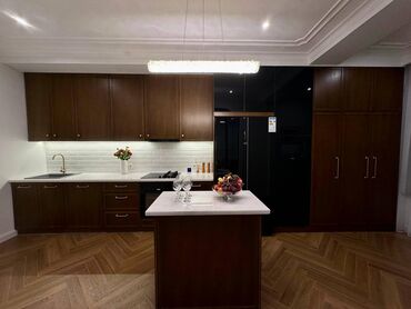 Продажа квартир: 4 комнаты, 127 м², Элитка, 5 этаж, Дизайнерский ремонт