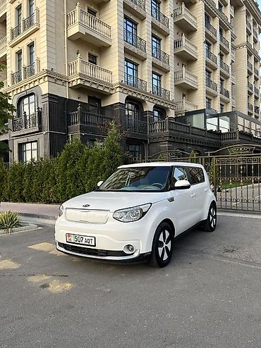тойота приус с: Kia Soul EV: 2018 г., Электромобиль, Кроссовер — 3