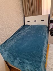 tek kravatlar: Təknəfərlik çarpayı