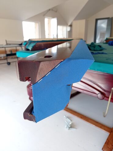 Bilyard masaları: - Bilyard masalarının satışı və təmiri. - Zamanla bilyard masası da — 4