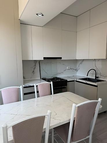 7 1: 1 комната, 40 м², 12 мкр Элитка, 7 этаж, Евроремонт — 10