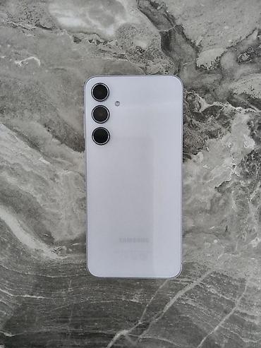 android auto: Samsung Galaxy A55 5G, Б/у, 256 ГБ, цвет - Белый, eSIM, 1 SIM, 2 SIM — 1