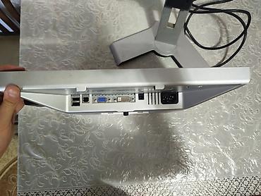 manitor dell: Dell LCD monitor - Model: Dell UltraSharp seriyası (kvadrat formatlı — 8