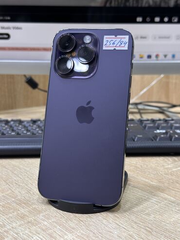 Apple iPhone: IPhone 14 Pro, 256 GB, Deep Purple