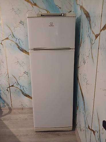 Mətbəx texnikası: Indesit iki qapılı soyuducu

tezedi hec bir purablem yoxdu satlram — 1
