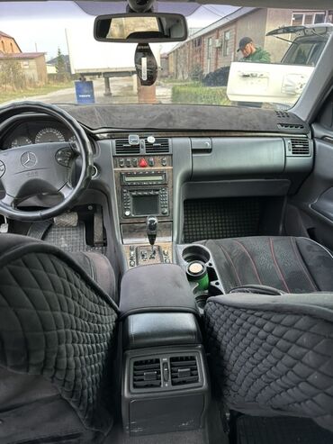 Mercedes-Benz: Mercedes-Benz E-Class: 2001 г., 4.3 л, Автомат, Бензин, Седан — 7