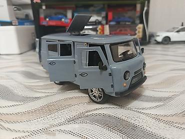 Metal die-cast modell avtomobil – UAZ tipli mikroavtobus (miqyas lalafo.az -da Metal die-cast modell avtomobil – UAZ tipli mikroavtobus (miqyas