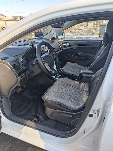 BYD: BYD E5: 2019 г., Автомат, Электромобиль, Седан — 4