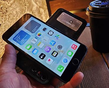 IPhone 7 Plus, Б/у, 32 ГБ, Черный, Чехол, Защитное стекло, 100 %