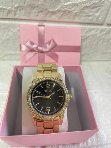 Ručni satovi: Cena: 2700 din (sa kutijom)
Cena:2500 din (bez kutije) — 10