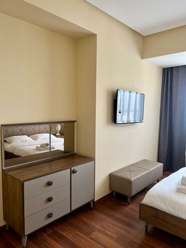 Долгосрочная аренда квартир: 3 комнаты, Агентство недвижимости, Без подселения, С мебелью полностью — 7